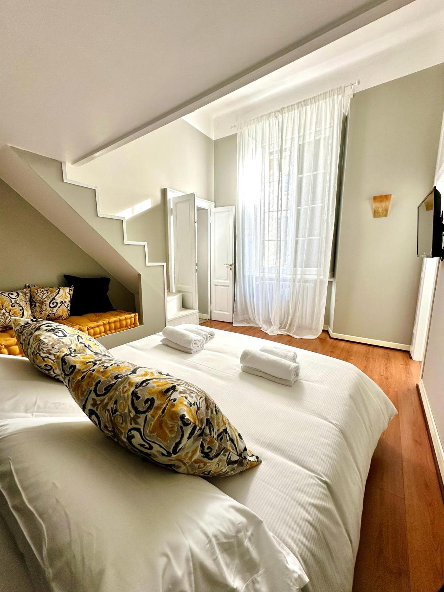 Nerino House, Elegante E Tranquillo Appartamento A 5 Minuti Dal Duomo Милан Экстерьер фото